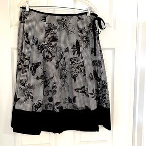 Talbots gingham pleated skirt like new